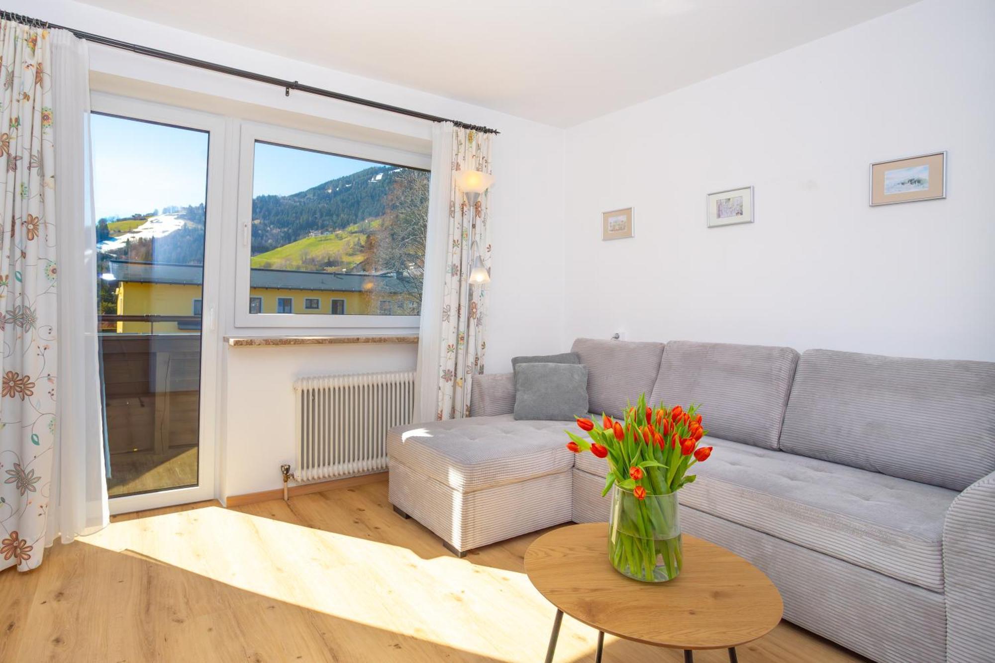 Alpina Apartments - Zell Am See Esterno foto
